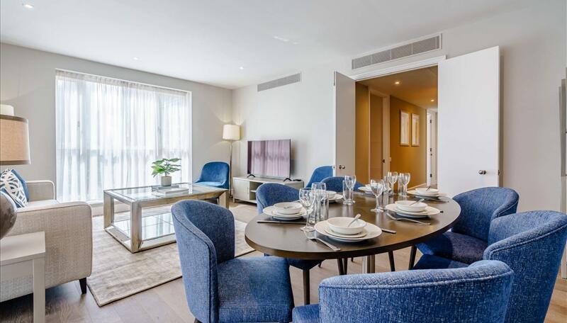 2 bed property in Westferry Circus, London